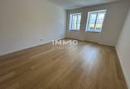 SUPERPREIS ! 4 Zimmer Familienwohntraum mit hofseitigem großzügigen Balkon!