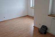 "Genießen Sie Ihren Ruhestand!" 3 Zi - Wohnung m. Balkon u. Küche