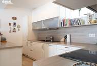 Ruhige Südlage im Innenhof - 70,79m² mit Wohnküche und 2 Zimmer, Bad, WC, Abstellraum, 4,90m² Balkon und Parkplatz!