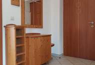 Zentral gelegene Eigentumswohnung mit eigener Garage