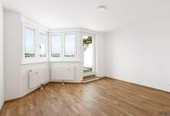 PROVISIONSFREI | Erstbezug nach Sanierung | 18 m² Terrasse | DG-Maisonette | Fernblick | TG-Stellplatz | Küche mit Siemens Geräten