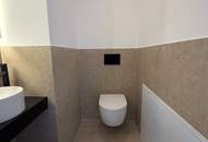 Exklusive Dachgeschosswohnung mit Terrasse &amp; Dachterrasse