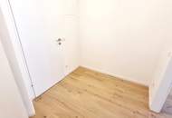 Neuer Preis! Hell, ruhig, perfekt gelegen - Willkommen im 18. Bezirk! Ein MUST HAVE in ruhiger Seitengasse! Frisch saniert + Neue Einbauküche + Garagenplatz inklusive + Tolle Infrastruktur und Anbindung! Jetzt zugreifen!