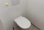 Moderne 4-Zimmer DG-Wohnung mit Kühlung und 2 großen Balkonen - AB MÄRZ!!!