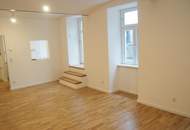 "1-Zimmer-Loft-Studio-Atelier mit Außenfläche| Wunderschön sanierter Altbau!"