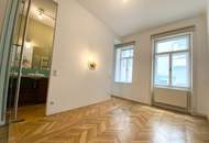 Charmante Stilaltbau-Wohnung mit Blick in Gemeinschaftsgarten / Innenhof-Ruhelage / 1 m²-Balkon