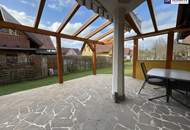 SONNENLAGE - Neuwertiges ca. 160m2 großes Traumhaus mit idyllischem Garten + Terrasse, 2 Garagen &amp; Top-Ausstattung in Ruhelage