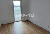 ERSTBEZUG Maissonette-Wohnung große Terrasse und Balkon