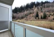 Großzügige Eigentumswohnung mit Balkon, Wintergarten, Gartenanteil und Garagenparkplatz in St. Gertraud