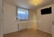 Großzügiges Lager mit Freifläche in Mönchhof, 3582m², teilrenoviert, 6 Stellplätze, €850.000