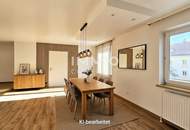 Sonnige, sehr große 4-Zimmer-Wohnung - zwei Bäder, große Küche - im Zentrum von Laxenburg