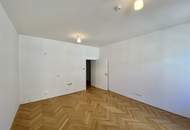 Klein, fein, neu saniert – stilvolles Altbaujuwel im Erstbezug!