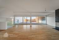 Wunderschöne 4 - Zimmer Wohnung mit Terrasse und Garten