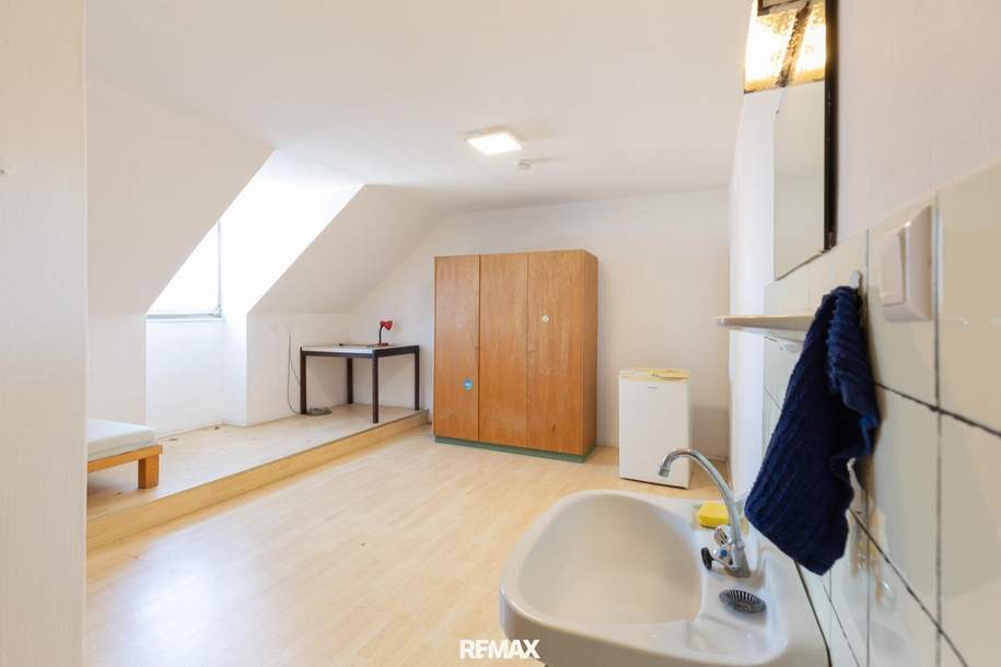 Uni ums Eck, Potenzial ohne Ende – 7 Zimmer in Graz-Geidorf, Wohnung-kauf, 370.000,€, 8010 Graz(Stadt)