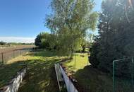 Mehrfamilienhaus, zwei Wohneinheiten, Doppelgarage, 7.337 m2 Grundstück