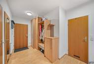 DG-Maisonette im Zentrum - Nähe Schnellbahn I Garagenstellplatz I Ruhelage I Ankleidezimmer I Wiener Straße und Strasshof an der Nordbahn