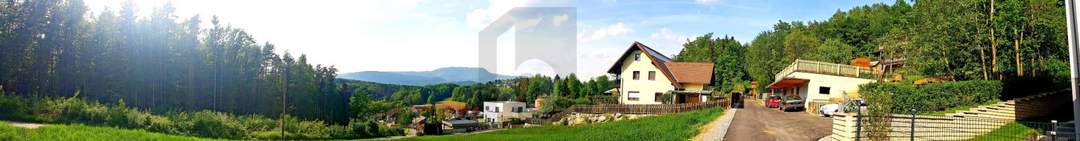 WO DIE STADT AUFHÖRT UND DAS WOHLFÜHLEN BEGINNT. TOP-GRUNDSTÜCK IN FÖLLING