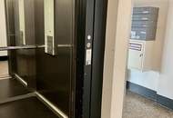 + + + + NÄHE WIEN MITTE + + + repräsentatives Altbaubüro mit Glas + + +