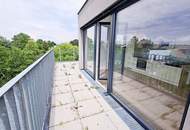 GRÜNBLICK, RUHELAGE, sonniges 46 m2 Dachgeschoß mit 20 m2 Terrasse, 2 Zimmer, Komplettküche, Wannenbad, Lavendelweg