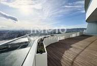 Traum-Apartment mit Rundumblick und 86 qm Balkon . Gym, Sauna, Pool, Bar, Restaurant &amp; Lounges
