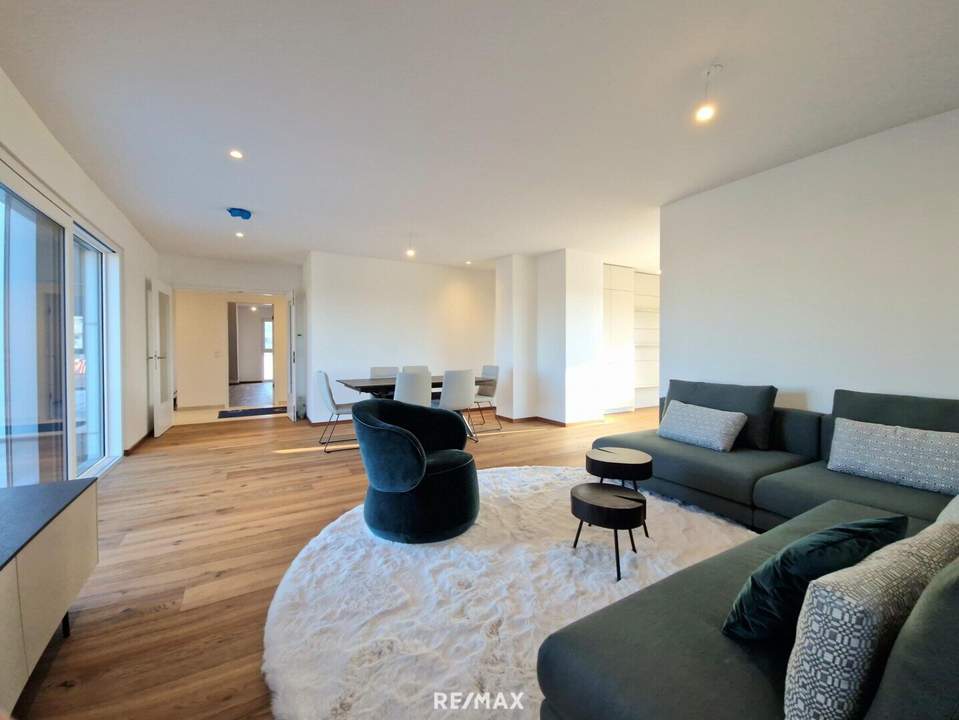 Luxuriöses 4-Zimmer-Penthouse mit drei Terrassen bei U1 Kagraner Platz