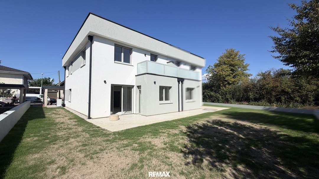 Modernes Wohnen am Eisberg - Erstbezug – Neubau-Doppelhaushälfte in St. Pölten