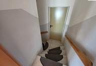 Einfamilienhaus mit Garten, Terrasse, Garage und viel Platz - Wiener Neustadt