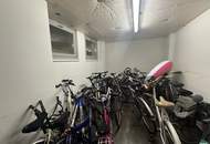 Moderne 2,5-Zimmer-Wohnung mit Loggia nahe Bushaltestelle 31A