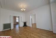 Stuck, Kachelofen, Flügeltüren: Altbauliebe mit Klopfbalkon