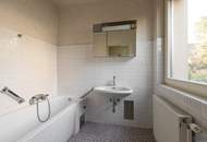 EIN- ODER ZWEIFAMILIENHAUS, gute Substanz, Modernisierungsbedarf