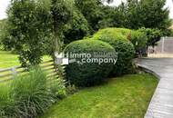 Traumhafter Bungalow in einmaliger Attersee-Lage. Attersee Ort: 155m² Luxus mit Garten und Terrasse!