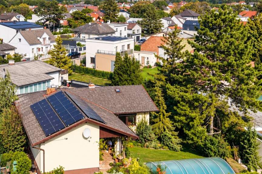 Massivhaus auf 749 m² Fahnengrundstück mit beheizbarem Pool, PV, Speicher & Wärmepumpe, Haus-kauf, 649.000,€, 2325 Bruck an der Leitha