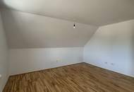 Naturnahes Wohnen auf dem Land mit dennoch guter Infrastruktur! Moderne 2-Zimmer Wohnung mit Parkplatz in Ampflwang!