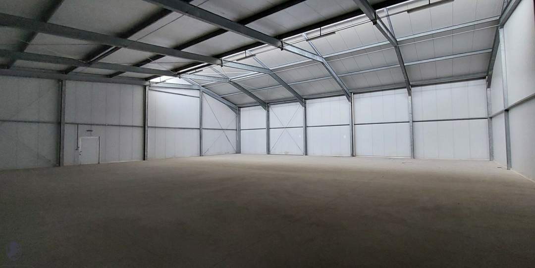 LAGERHALLE in sehr guter Lage mit 600 m² zu vermieten.