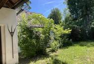 Einzigartiges Anwesen mit unberührtem Waldgrund in Hanglage und Geschichte!