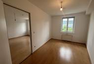 2-Zimmer-Wohnung mit Hof-Terrasse bei der Wiedner Hauptstraße