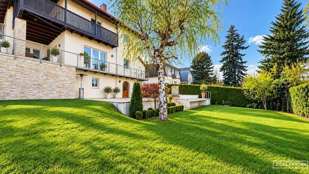 ARCHITEKTENVILLA MIT POOL AM LAINZER TIERGARTEN – AUSSERGEWÖHNLICHE ARCHITEKTUR IN EXKLUSIVER GRÜNLAGE | ZELLMANN IMMOBILIEN