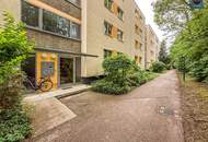 Wohnung in Grünruhelage mit Loggia, mitten in der Südstadt!