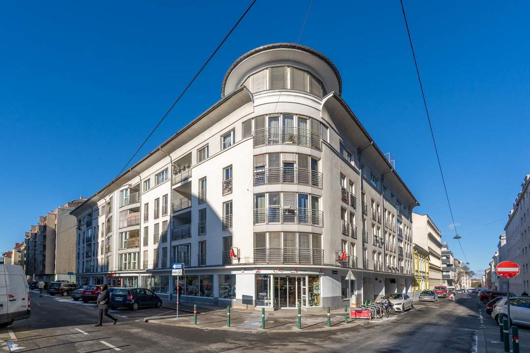 "2-Zimmer Wohnung mit Lift &amp; großzügigem Wohnbereich"