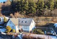 2 große Häuser nebeneinander, Fernblick, angrenzender Wald 7ha optional