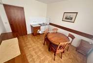 Gemütliche Wohnung in Lassee: 39m² mit Stadtblick, Einbauküche und Parkplatz!