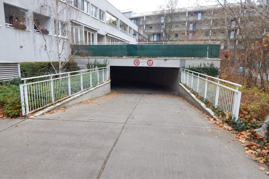Gepflegte Tiefgaragenstellplätze - zwei Stellplätze nebeneinander oder einzeln möglich, Kleinobjekte-miete, 99,00,€, 1210 Wien 21., Floridsdorf