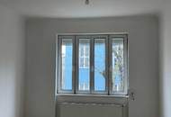 | 4 ZIMMER | LOGGIA | MIT EINBAUKÜCHE | NAHE TAUBSTUMMENGASSE | AB SOFORT