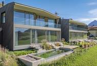 Architektenvilla mit Pool und unverbaubarer Aussicht