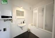 Helle Dachgeschoss-Wohnung mit Hof-Terrasse in ruhiger Seitengasse der Wattgasse und Hernalser Hauptstraße