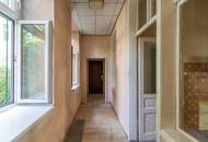 Renovierungsbedürftige Wohnung mit Charakter und Eigengarten!