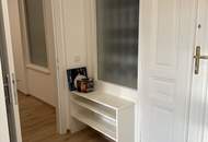 Altbauwohnung mit Charme und Potential- Saniert, hell, Top U Bahn Anbindung im 7.Bezirk.