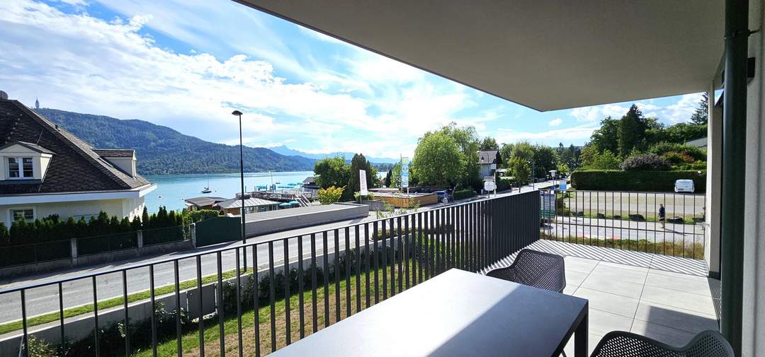 Design trifft Lebensqualität – Exklusive Neubauwohnung mit Seeblick