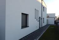 Großzügige Linke Seite Doppelhaushälfte 4a mit 2 Wohnungen in sonniger Ruhelage!