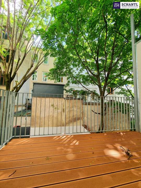 WOW! Traumhaft sanierter Erstbezug mit Balkon! 3 Zimmer + TOP-Lage + TOP Anbindung + Ruhige Seitengasse + Wunderschönes Altbauhaus! Jetzt zugreifen!